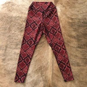 Balance Athletica Viper Legging